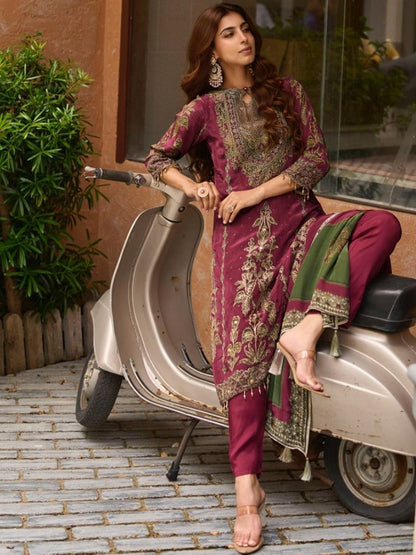 Women Ethnic Motifs Embroidered Regular Thread Work Silk Crepe Kurta with Trousers & With