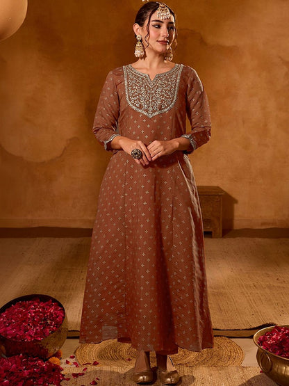 Women Regular Size Kurta Set Silk
