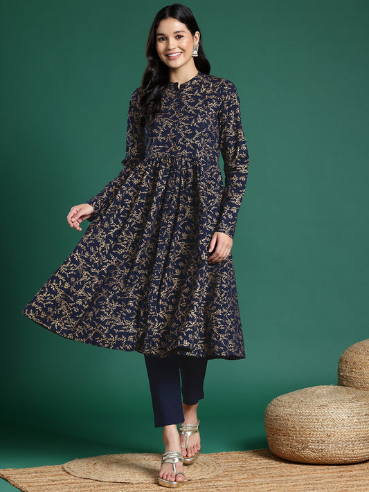 Women Printed Pure Cotton Kurta with Trousers