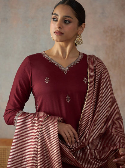 Women Regular Size Kurta Set Silk Blend