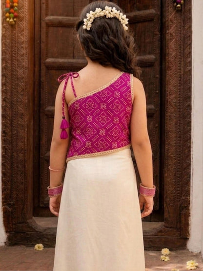 Girls Ethnic Motifs Printed Regular Top with Skirt