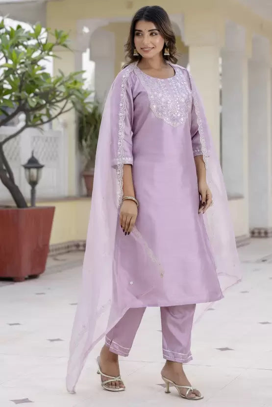 Women Purple Silk Blend Kurta Pant Dupatta Set