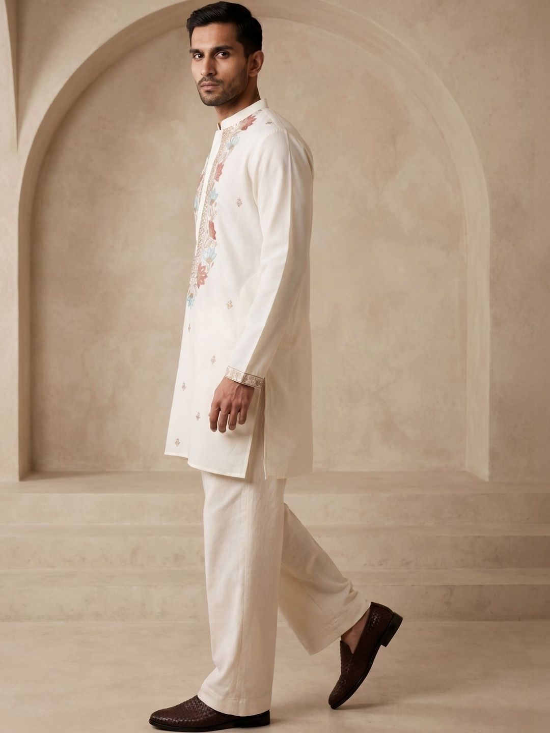 Men Floral Embroidered Regular Thread Work Kurta With Korean Pants