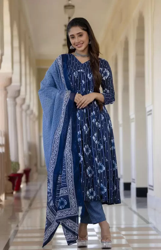 Women Viscose Rayon Kurta Pant Dupatta Set