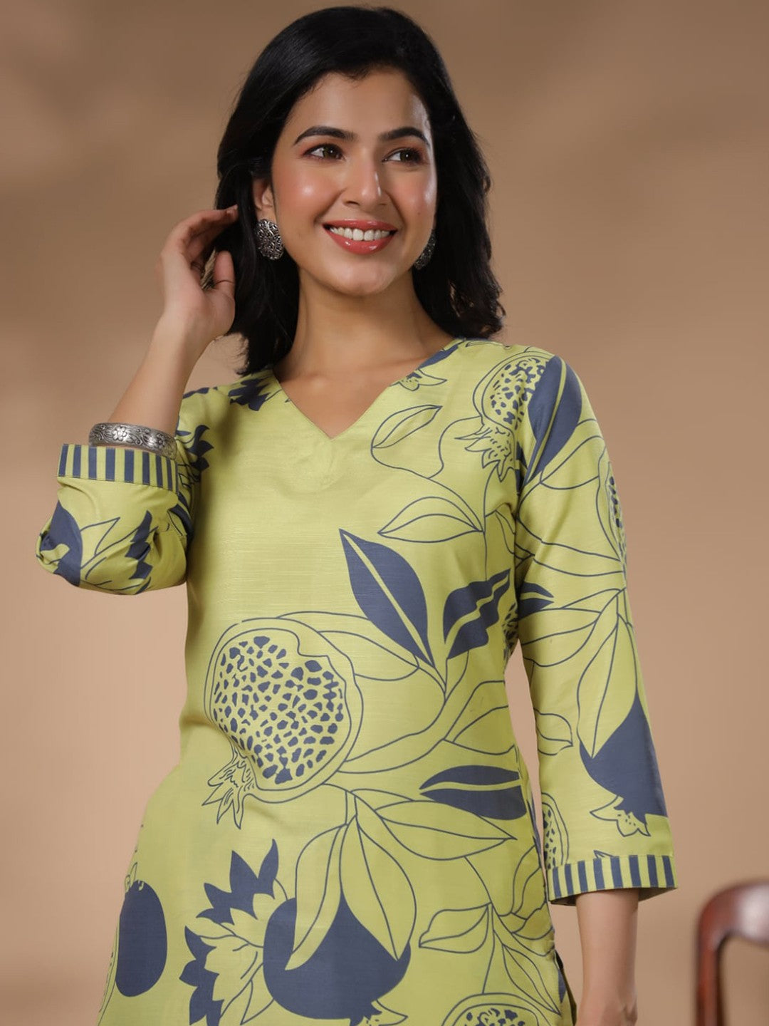 Floral Printed Kurta with Trousers