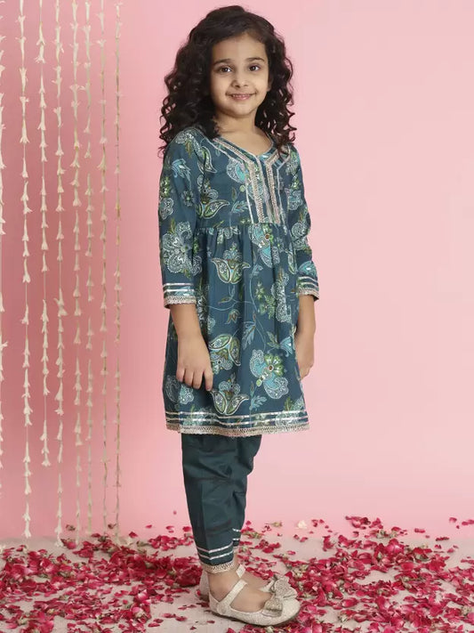 Girls Festive & Party Kurta and Pyjama Set