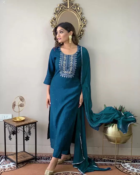 Women Viscose Rayon Kurta Pyjama & Dupatta Set