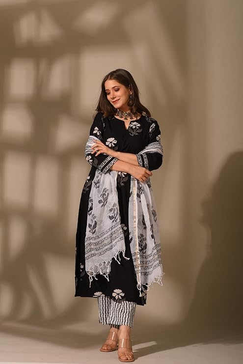Floral Printed Black Straight Kurta set - Amy's Cart