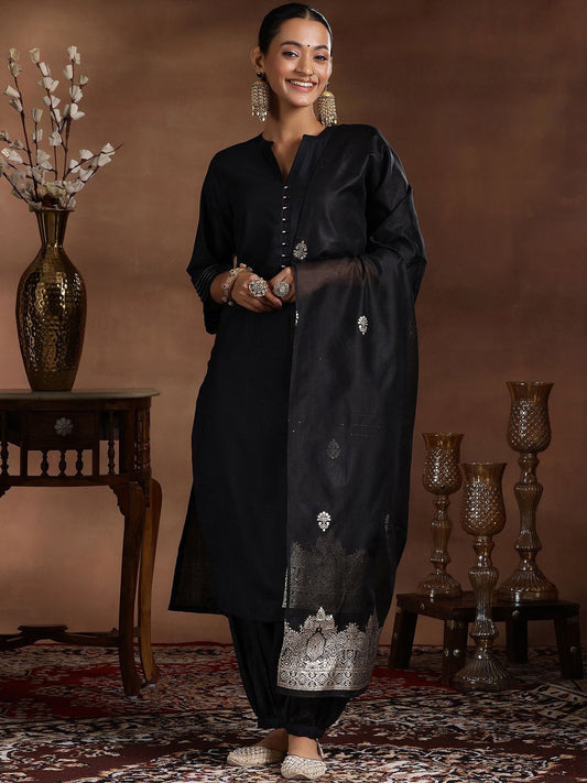 Mandarin Collar Straight Kurta With Salwar & Dupatta