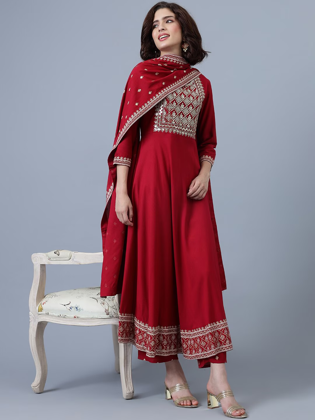 Ethnic Motifs Embroidered Thread Work Anarkali Kurta With Trousers & Dupatta