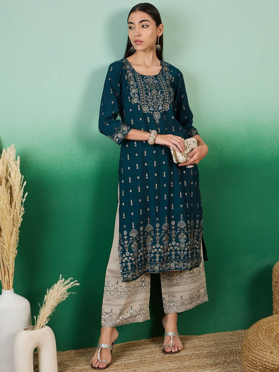 Green & White Floral Printed Straight Kurta & Palazzos