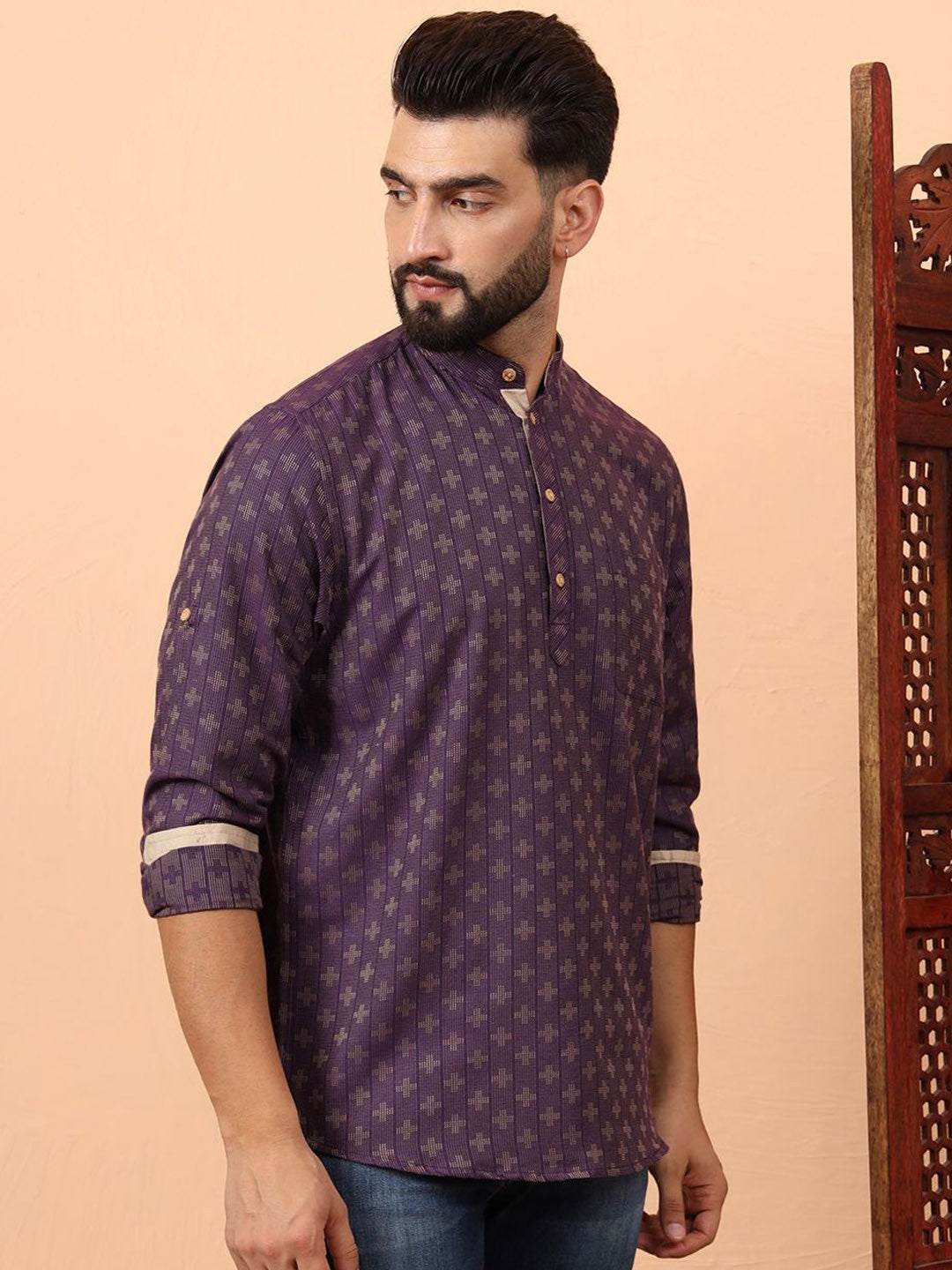 Geometric Woven Design Mandarin Collar Straight Short Kurta