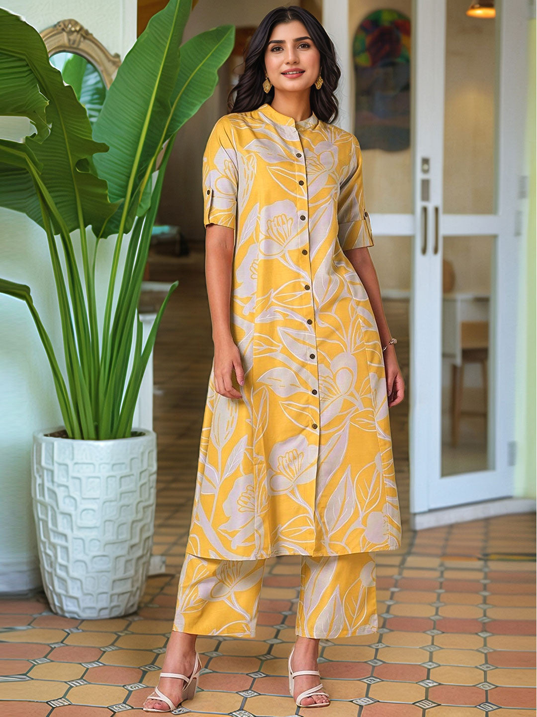 Women Floral Printed Kurta with Palazzo