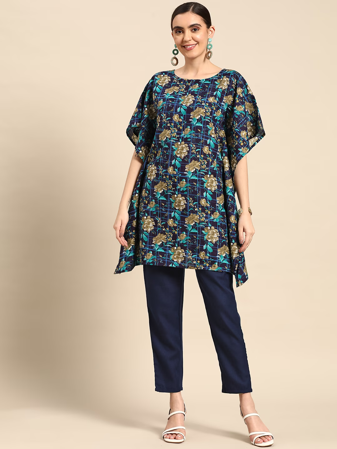 Women Floral Printed Kaftan Kurta with Trousers