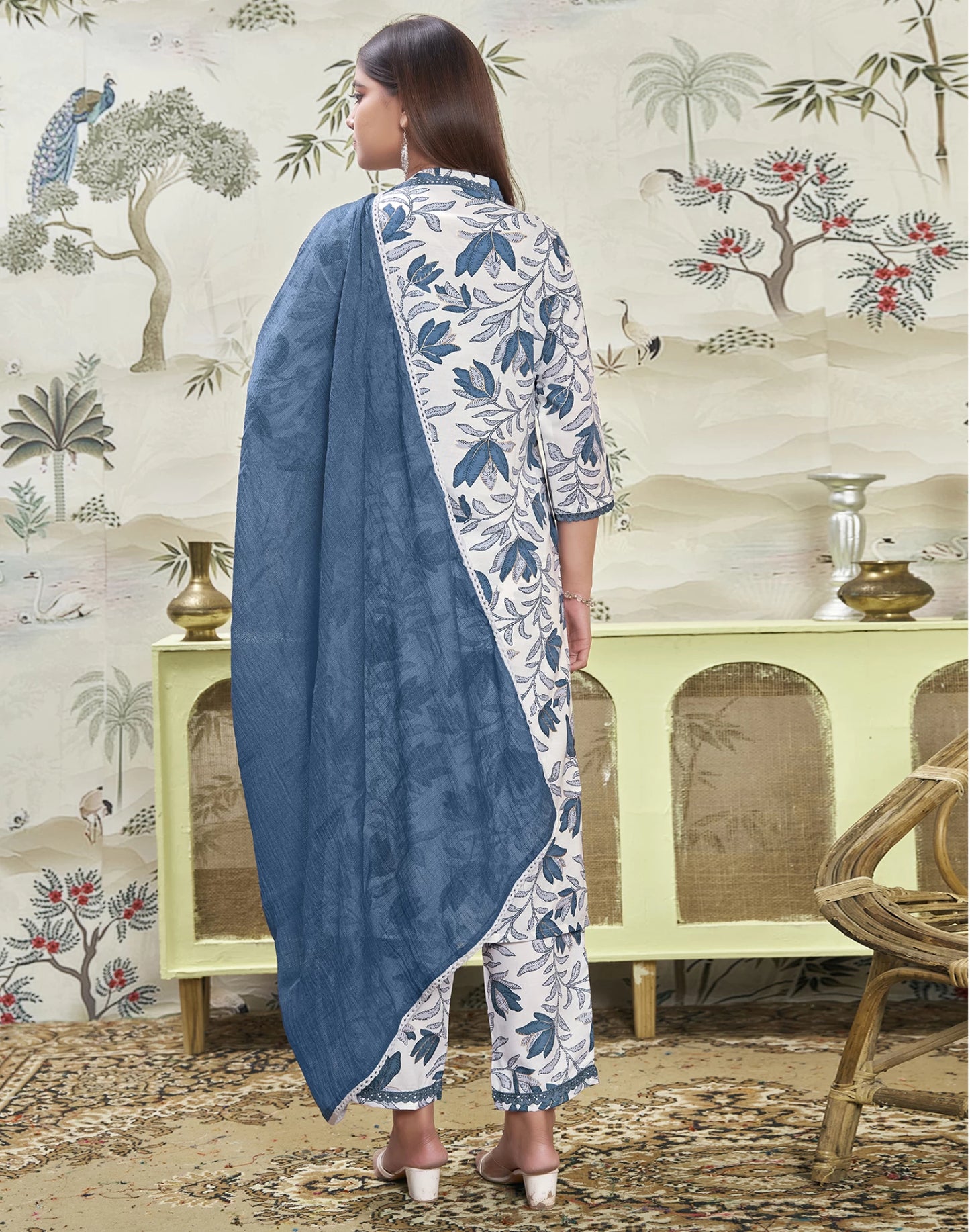 Women Viscose Rayon Kurta Pant Dupatta Set