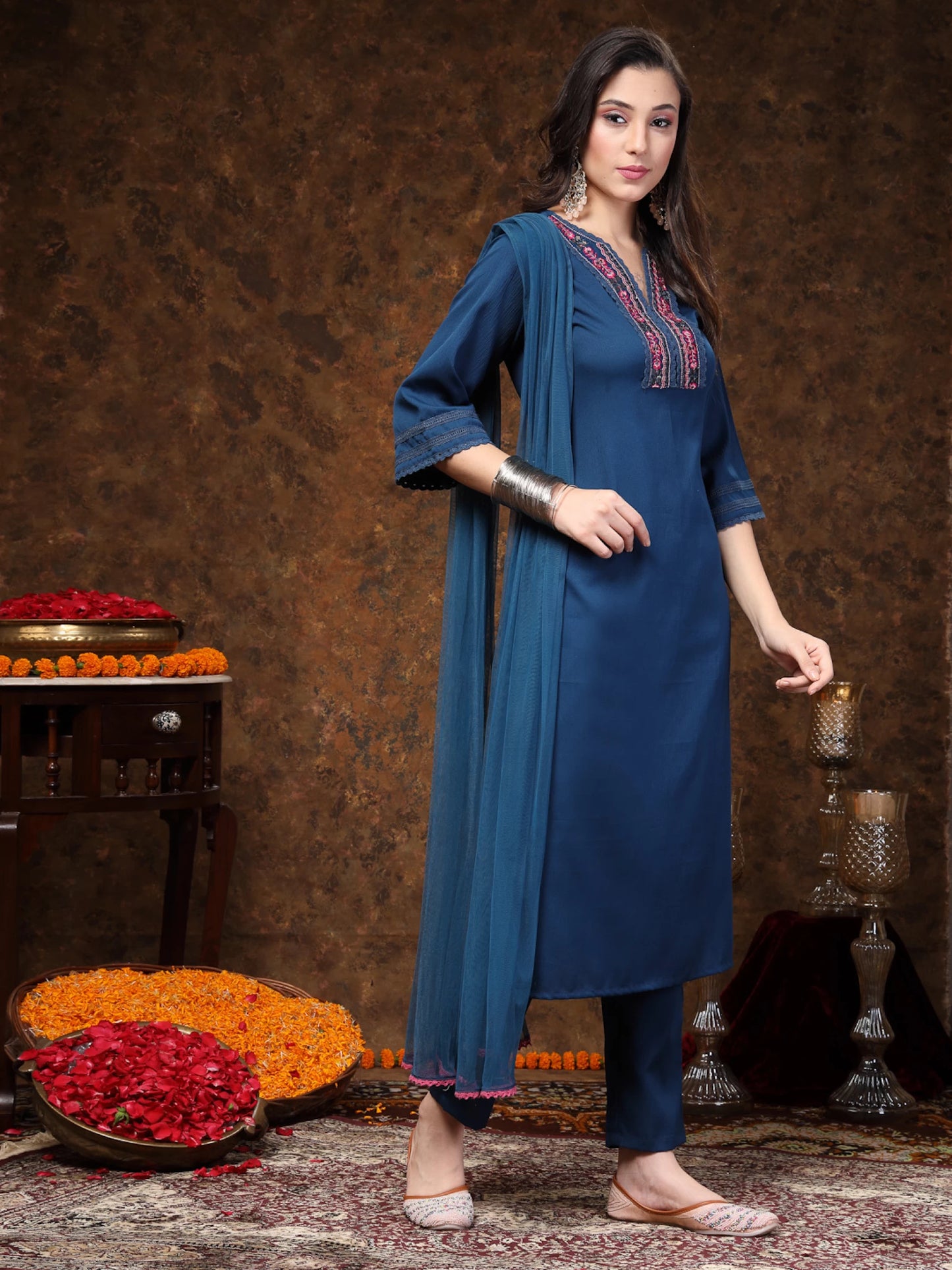 Women Crepe, Net Kurta Pant Dupatta Set