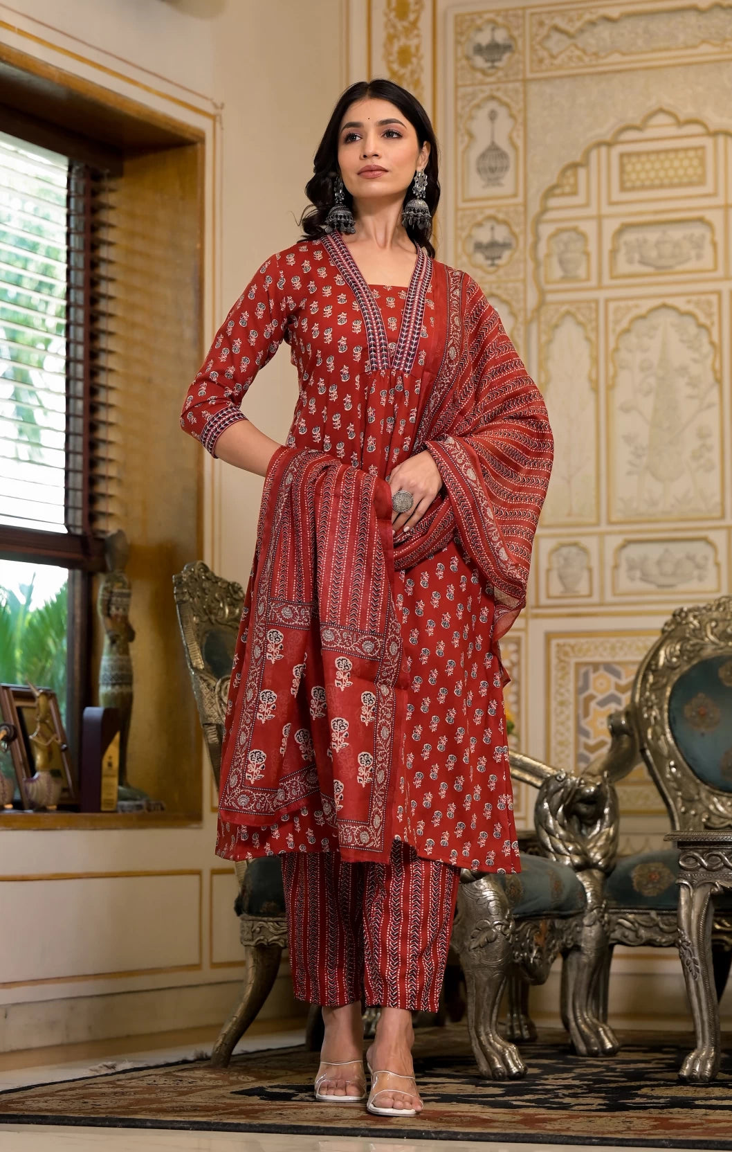 Women Viscose Rayon Kurta Pant Dupatta Set