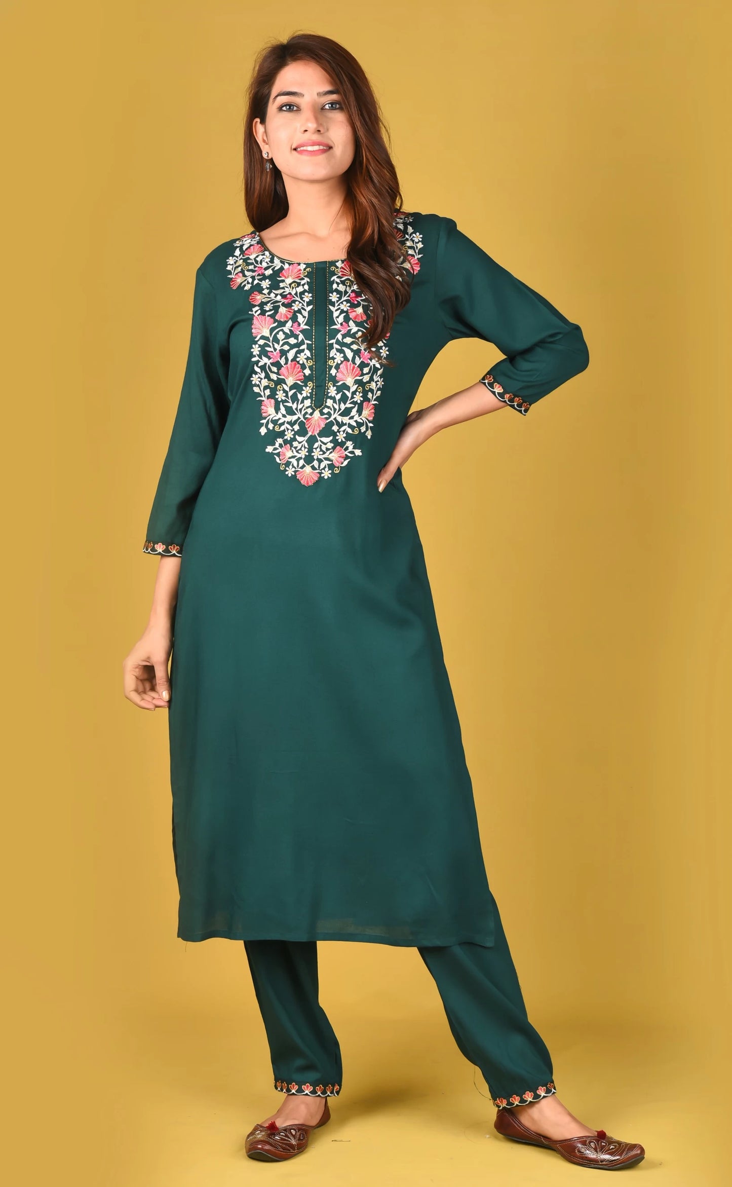 Women Viscose Rayon Kurta Pant Set