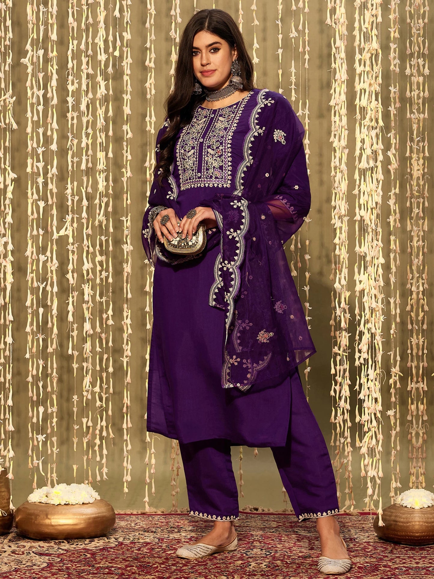 Women Silk Blend Kurta Pant Dupatta Set