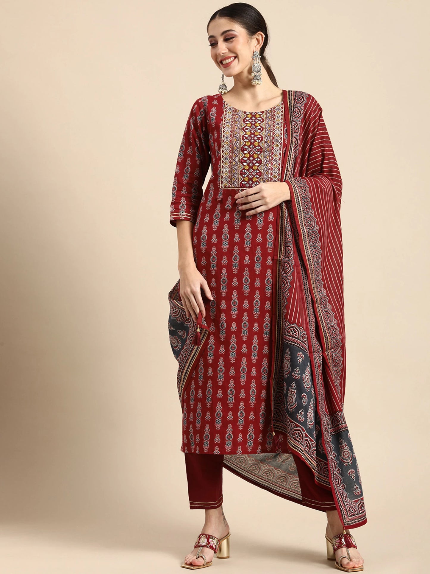 Women Viscose Rayon Kurta Pant Dupatta Set