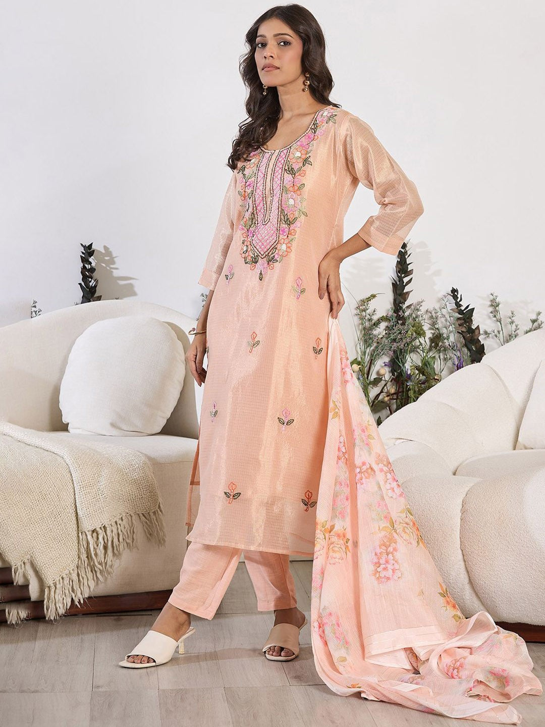 Women Floral Embroidered Regular Thread Work Pure Cotton Kurta with Trousers & With Dupatta