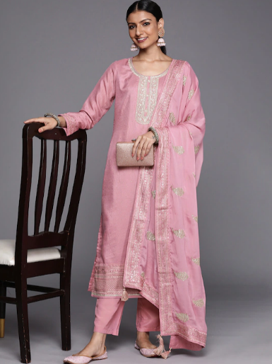 Women Pink Floral Yoke Design Kurta with Trousers & With Dupatta