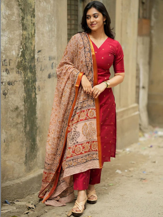 Women Ethnic Motifs Printed Regular Kurta with Trousers & With Dupatta