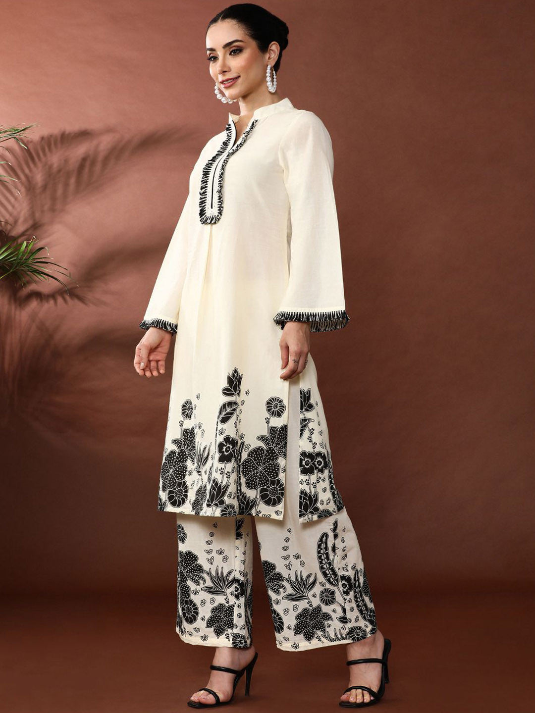Floral Printed Mandarin Collar Pure Cotton Straight Kurta With Palazzos