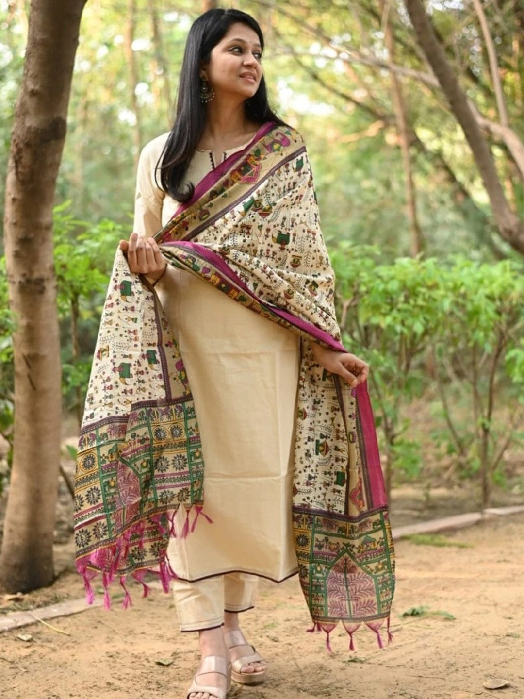 Ethnic Motifs Printed Straight Kurta with Trousers & Dupatta