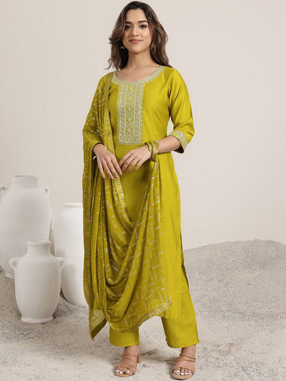 Women Floral Yoke Design Kurta with Trousers & Dupatta