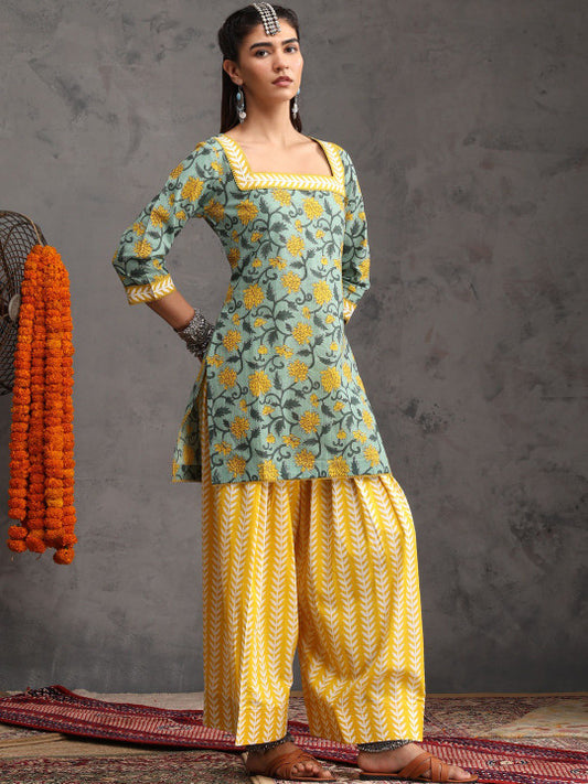 Women Floral Printed Regular Pure Cotton Kurti with Palazzos