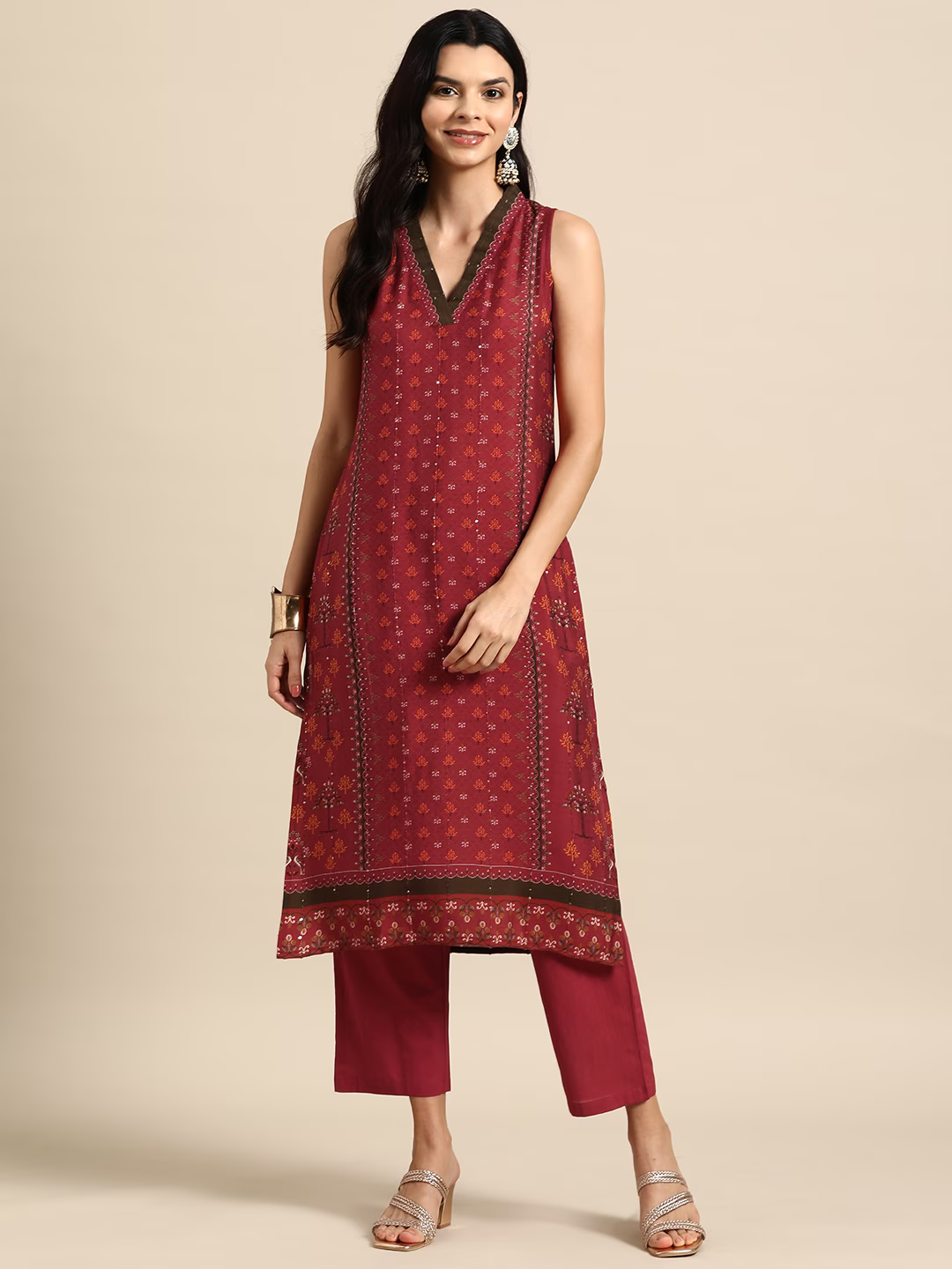 Women Ethnic Motifs Printed Regular Sequinned Kurta with Trousers