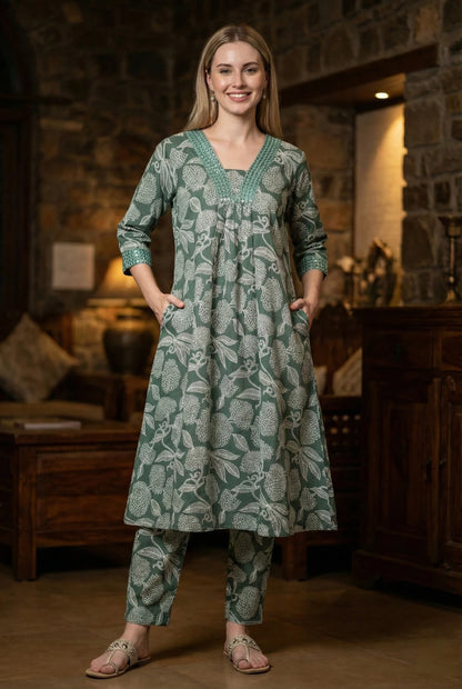 Women Cotton Rayon Kurta Pant Set