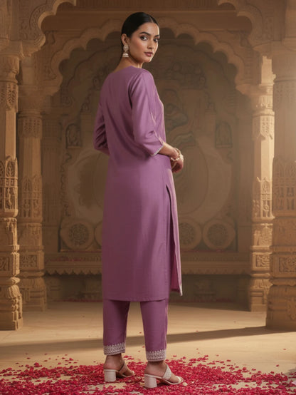 Women Silk Blend Kurta Pant Dupatta Set