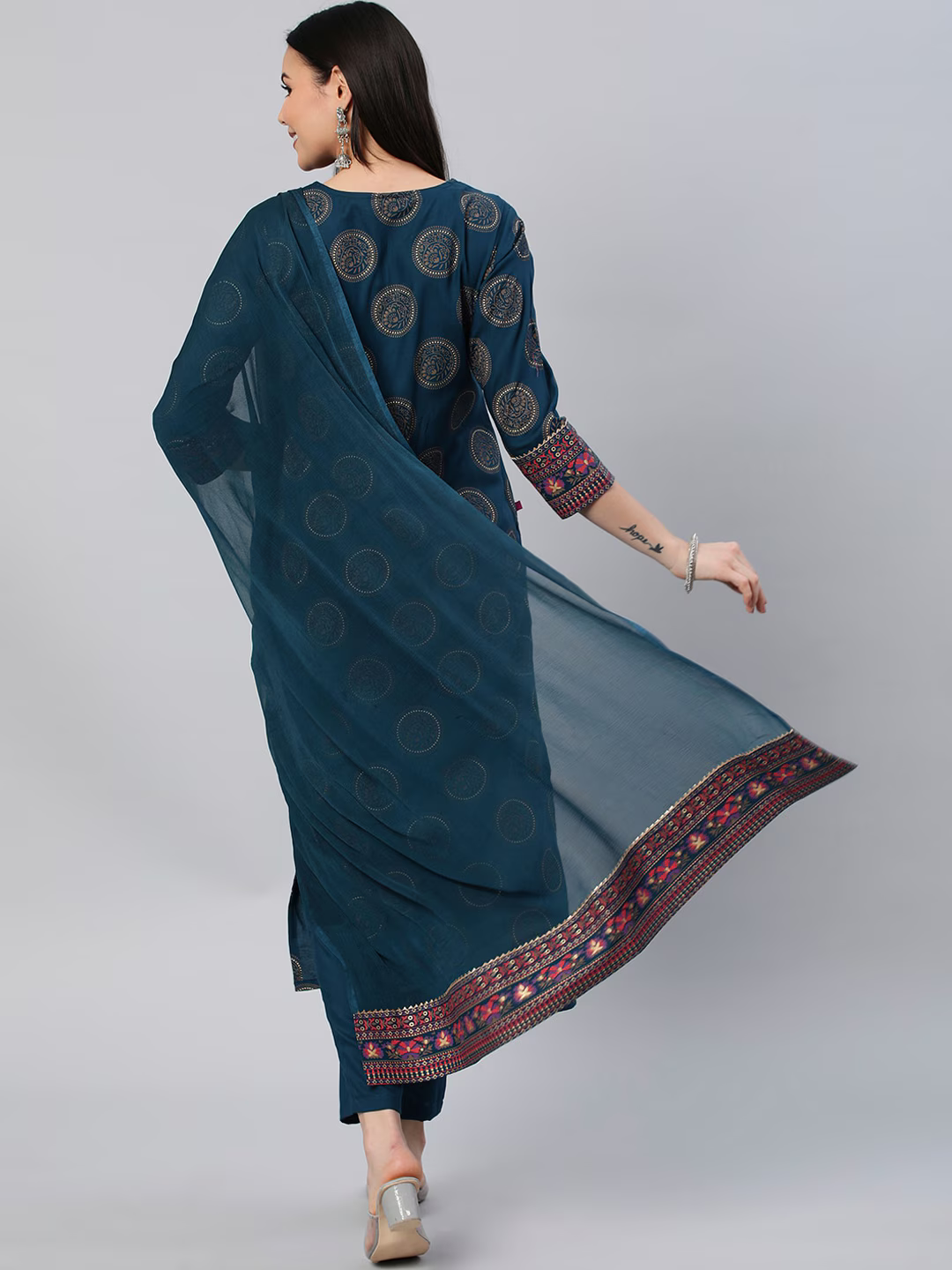 Ethnic Motifs Printed Straight Kurta with Trousers & Dupatta