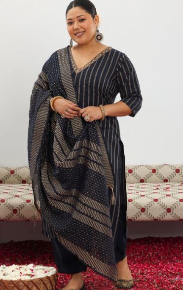 Plus Size Geometric Printed V-Neck Kurta & Salwar With Dupatta