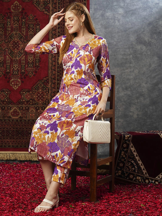 Women Cotton Blend Kurta Pant Set