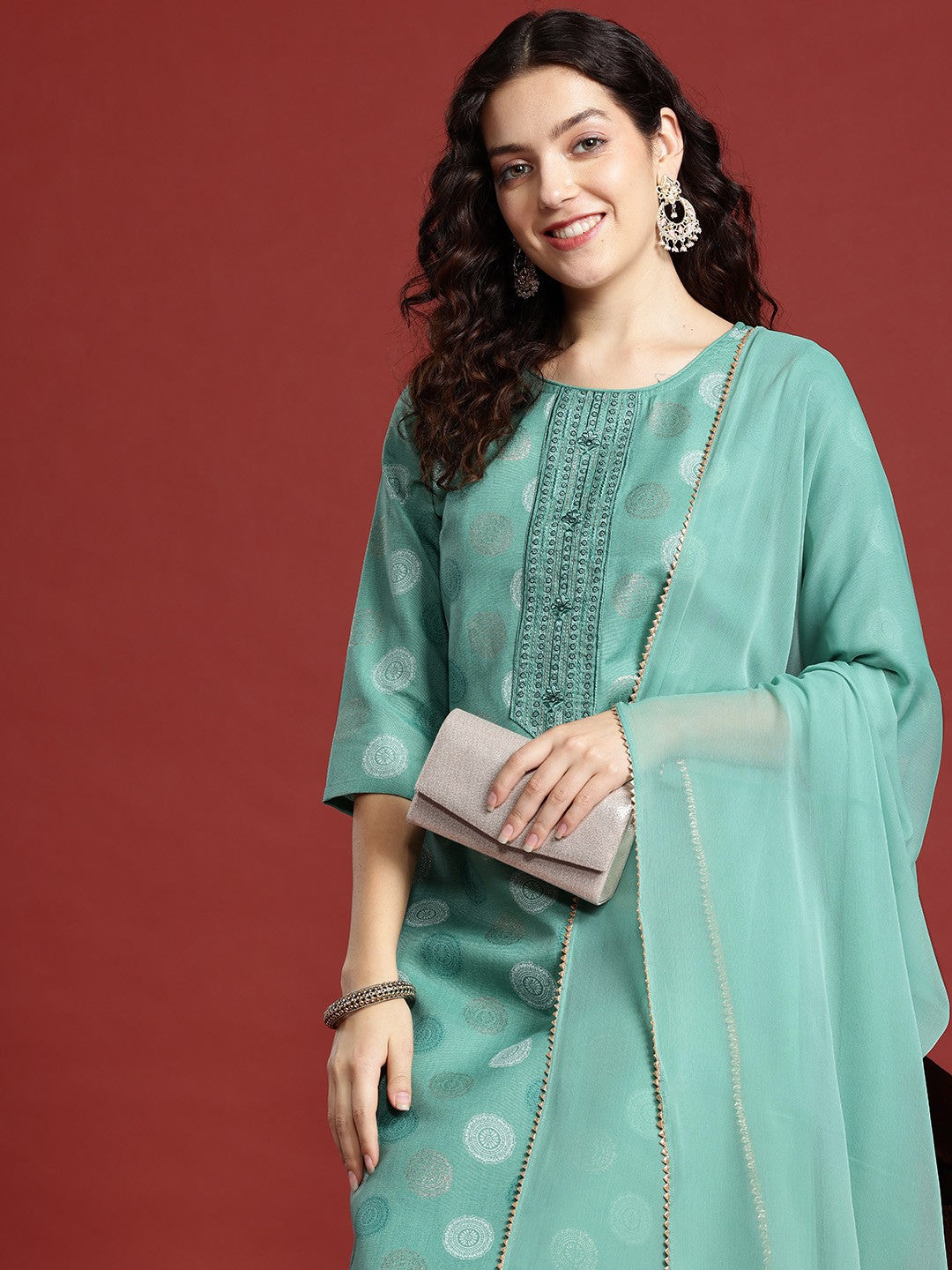 Ethnic Motifs Foil Printed Regular Sequinned Kurta with Trousers & Dupatta