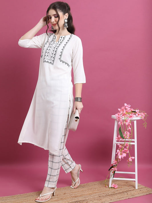 Off White Yoke Design Thread Work Kurta With Trousers