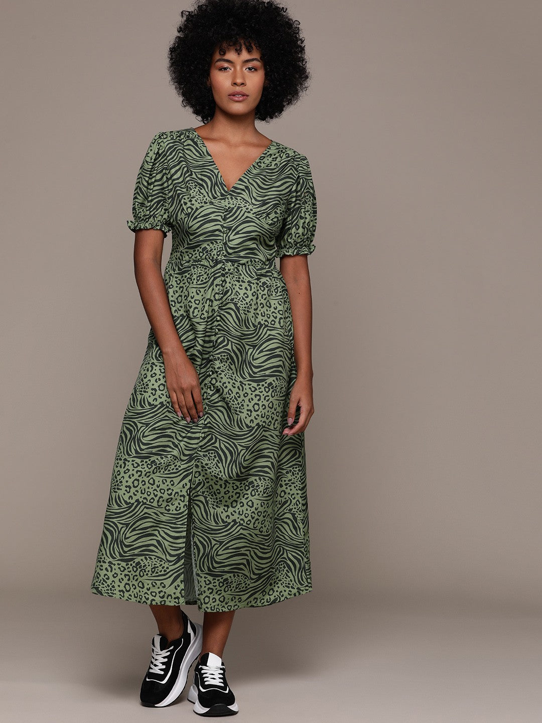 Animal Printed Puff Sleeves A-Line Midi Dress