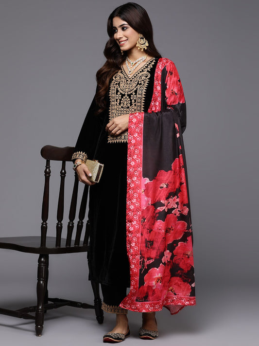 Women Ethnic Motifs Yoke Design Regular Velvet Kurta with Trousers & Dupatta