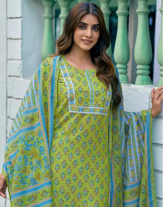 Women Green Viscose Rayon Kurta Pant Dupatta Set