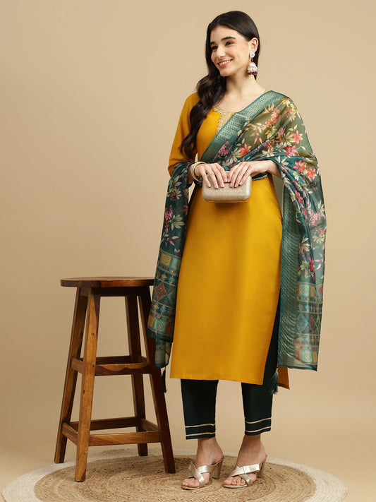 Women Yellow Silk Blend Kurta Pant Dupatta Set