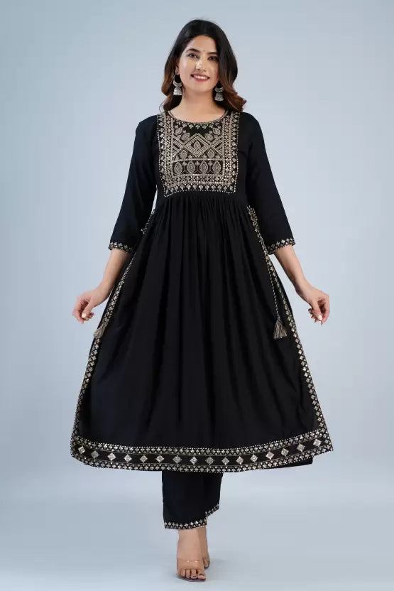 Women Black Viscose Rayon Kurta Pant Set