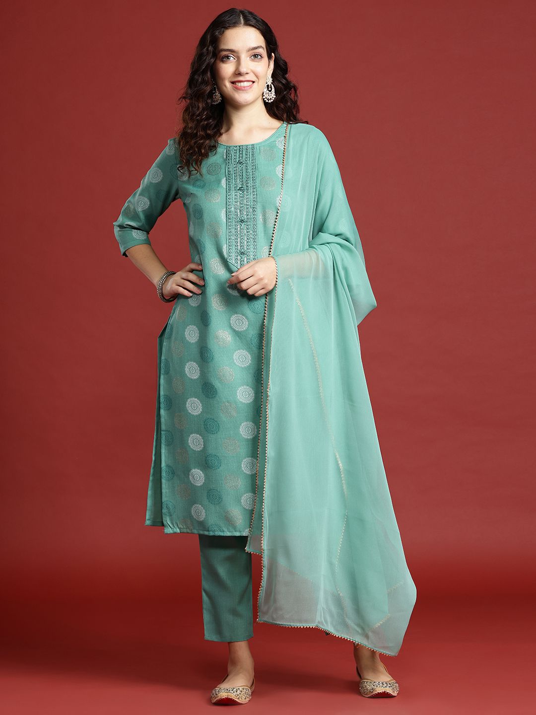 Ethnic Motifs Foil Printed Regular Sequinned Kurta with Trousers & Dupatta