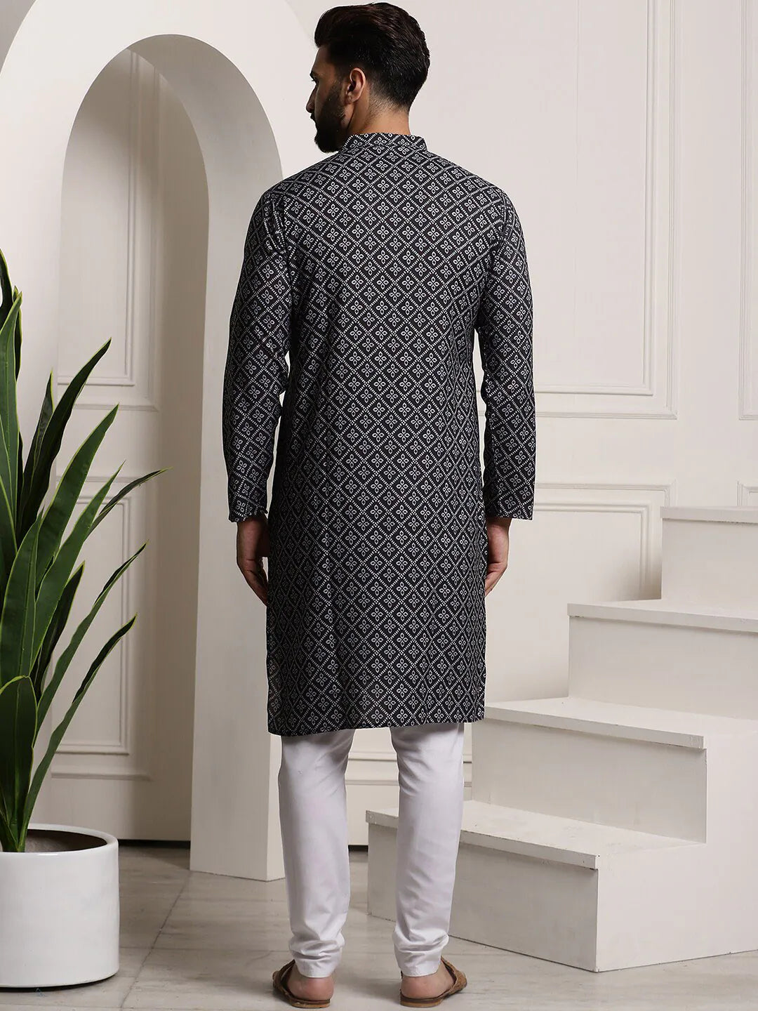 Men Floral Printed Regular Pure Cotton Kurta With Churidar