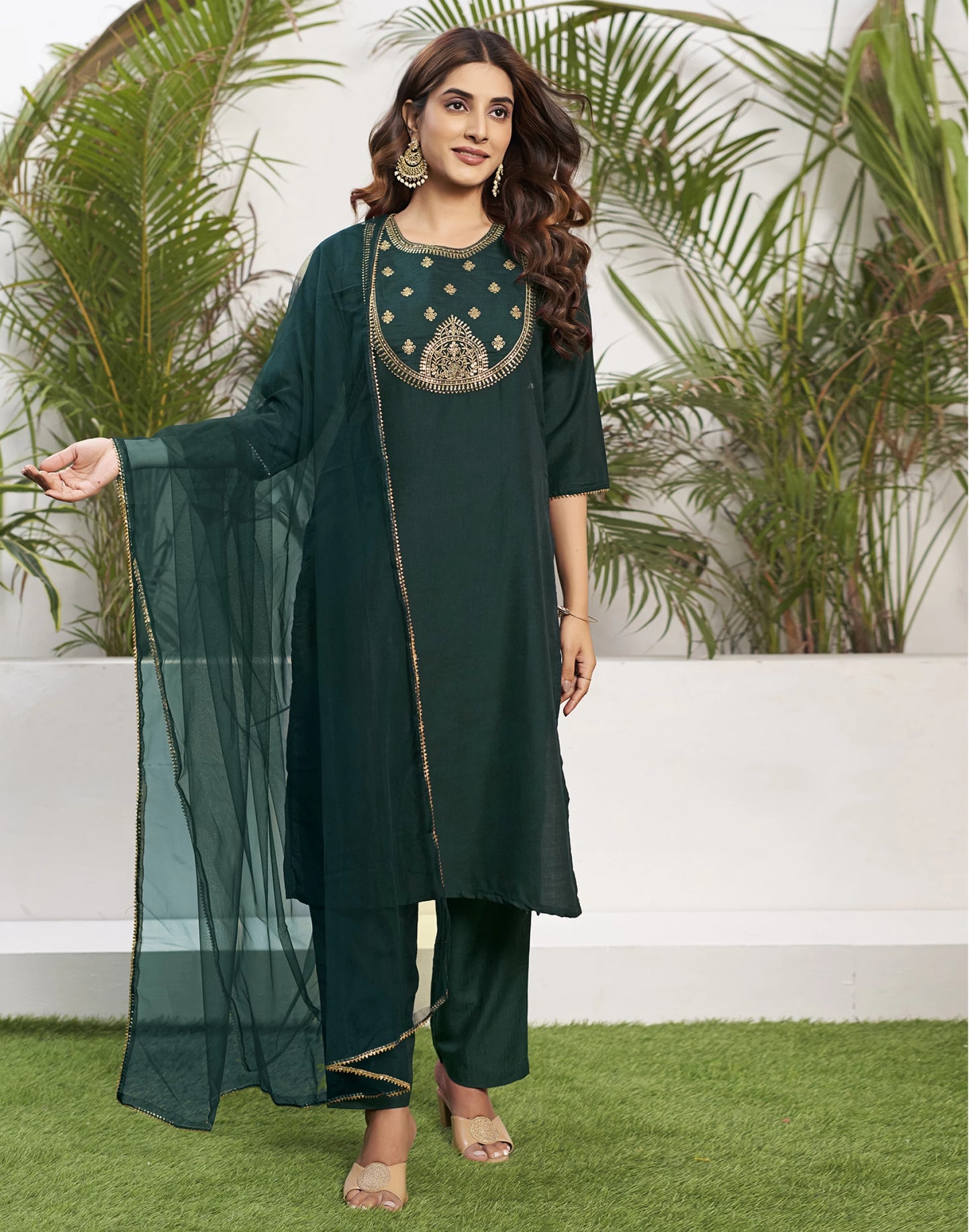 Women Green Cotton Silk Kurta Pant Dupatta Set