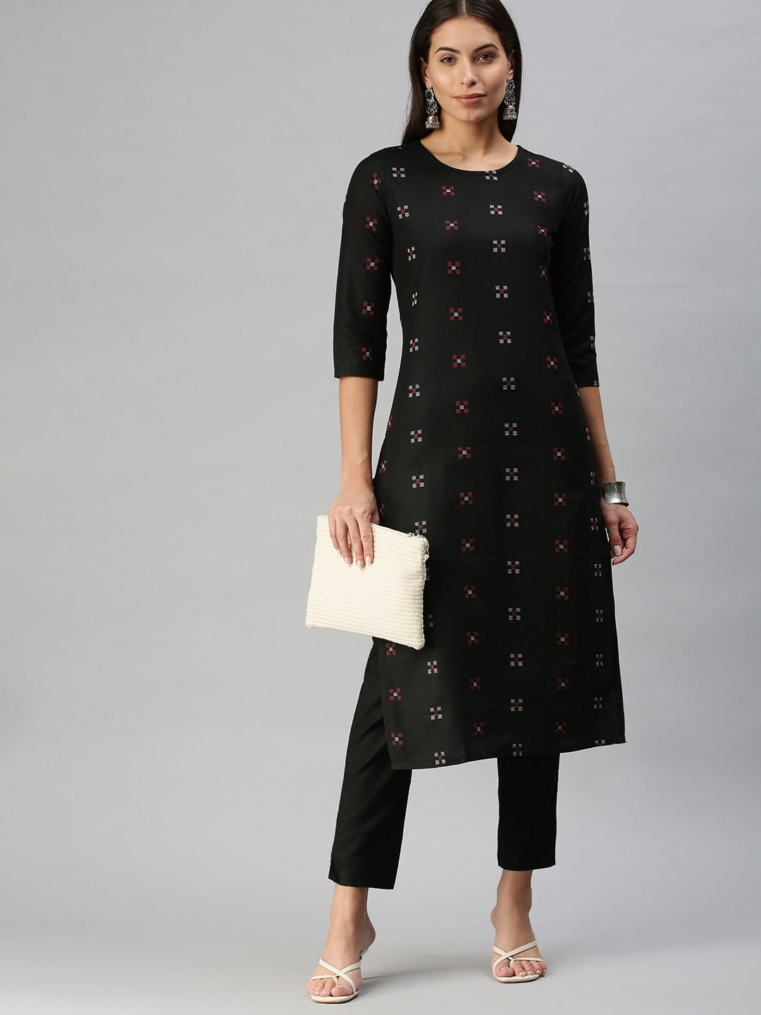 Women Pure Cotton Geometric Woven Design Kurta with Trousers