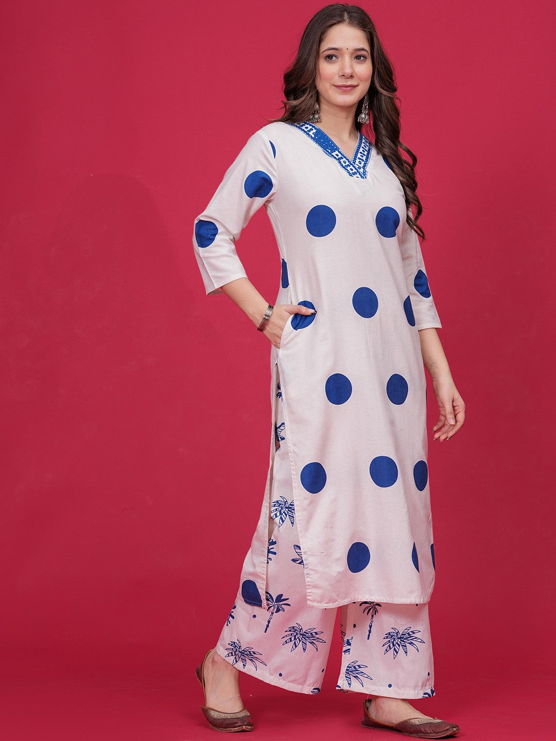 Women Polka Dot Kurta Sets