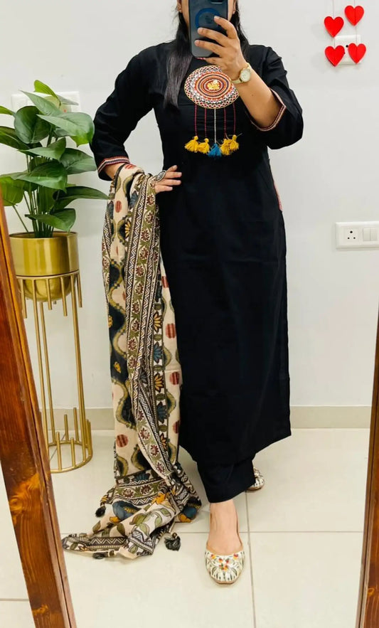 Women Pure Cotton Kurta Pant Dupatta Set